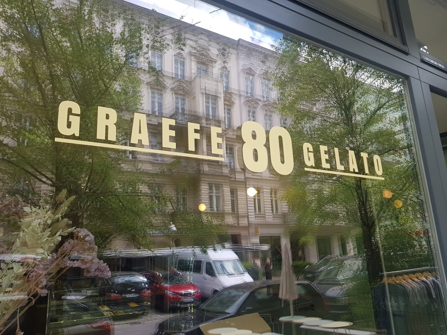 GRAEFE 80 GELATO Eis wie bei Lecko Mio Eisdiele / Eisladen / Eiscafé Berlin Neukölln Kreuzberg Graefekiez vegan Gelato · Fotos 1